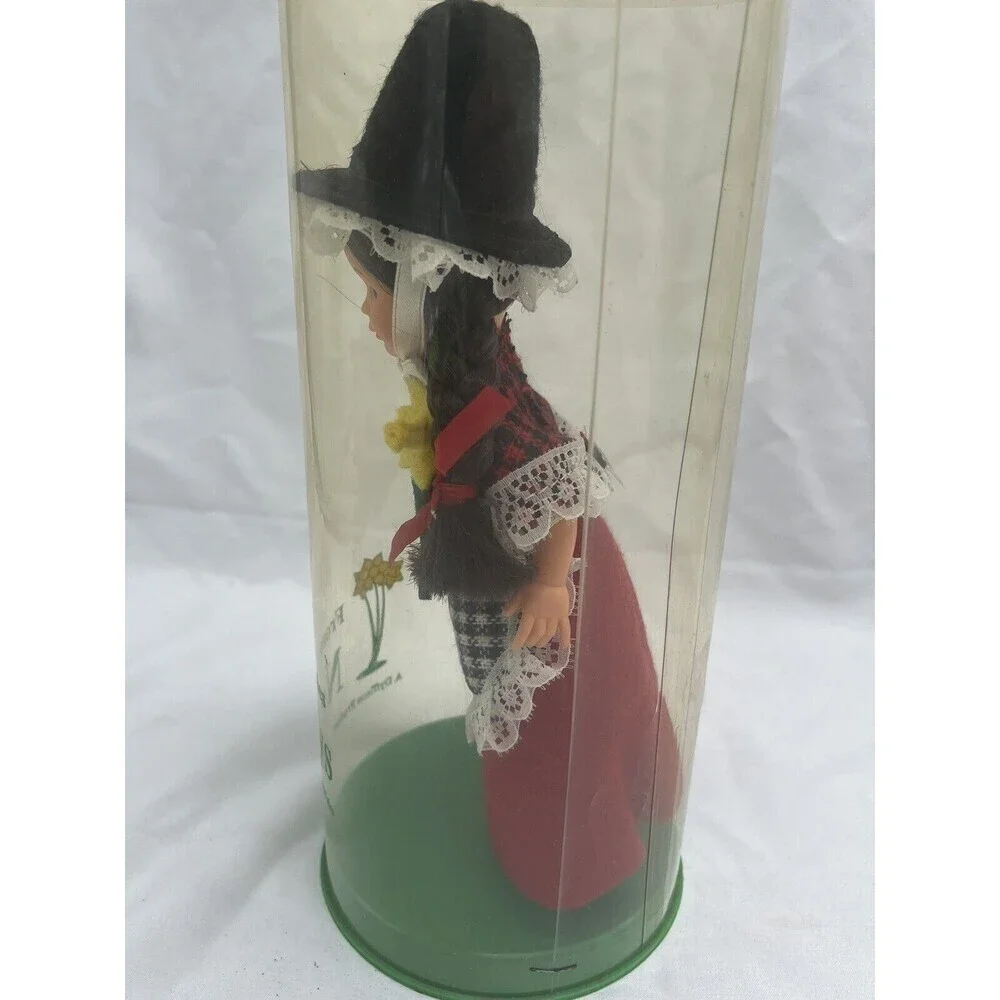 Vintage Welsh Doll Souvenir in traditional costume 8” From Wales Nerys RARE